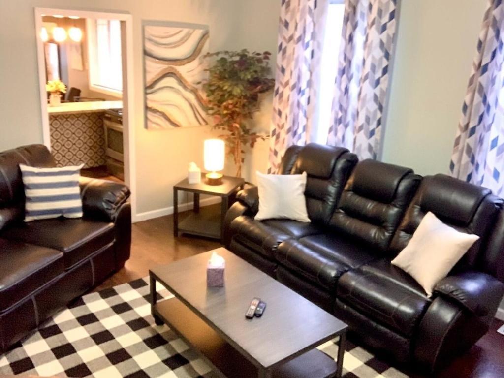 The House Hotels - Storer #2 - Comfortable 6 Beds!!! Whole House Cleveland Buitenkant foto